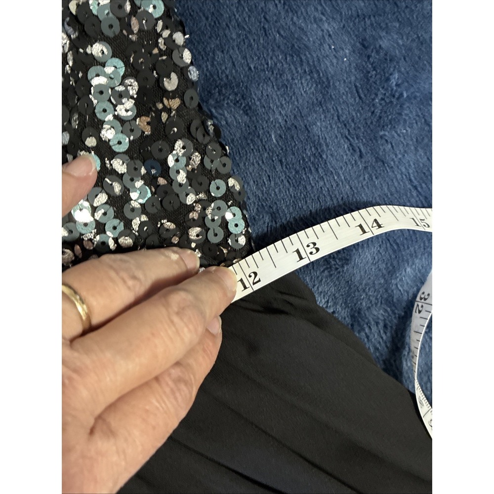 Hailey Logan by Adrianna Papell Dress with Sequins and Cutouts Size 7/8 - Picture 11 of 13